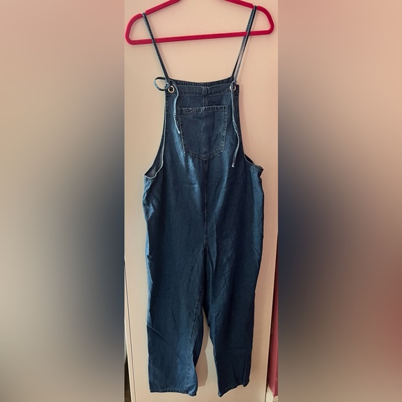 Maternity Overall - Picture 4 of 6